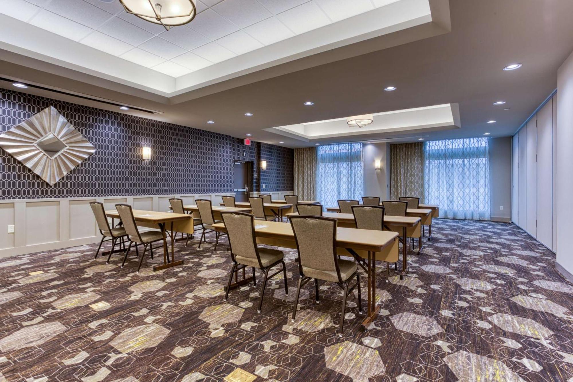 Drury Inn & Suites Cleveland Beachwood Exterior foto